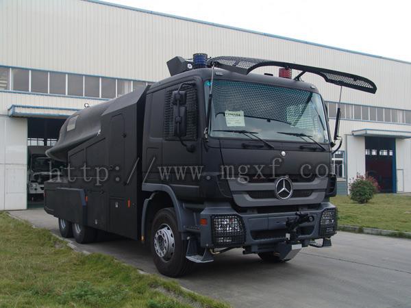 Riot Control Anti Riot Water Cannon Turbojet Vehicle
